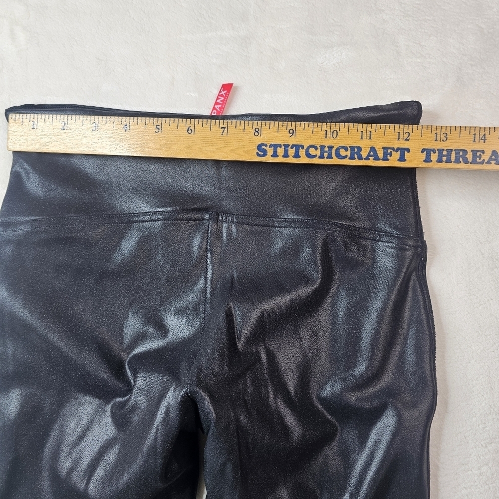 Spanx Shiny Leggings Women’s Medium Stretch Spandex Comfort Faux leather tights - Picture 4 of 8